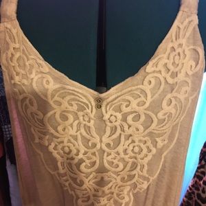 Soft & Comfy Cream Tank Top w/ Lace Inlet Front.